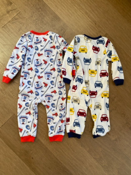 Set of two fleece sleepers size 2T, Kids 2T