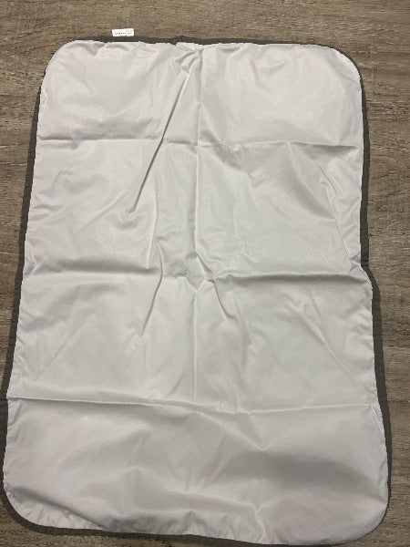 Kushies organic cotton foldable change pad. Washable