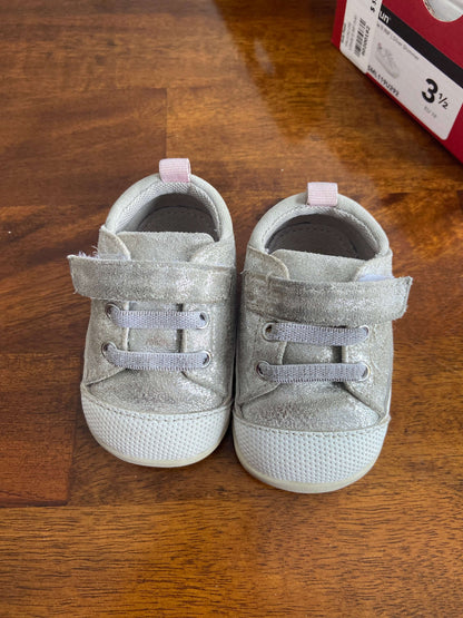 See Kai Run Stevie II Silver Shimmer toddler shoes size 3.5, Shoes 3.5 (Baby: 0-12 mth)