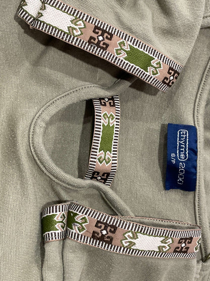 Thyme Maternity Green Top, size Small, Maternity S (4-6)