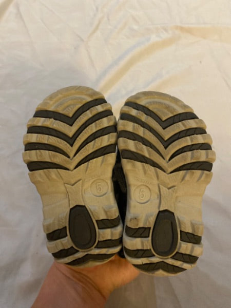 Size 5 George Sandles, Shoes 5 (Walkers:12-24 mth)