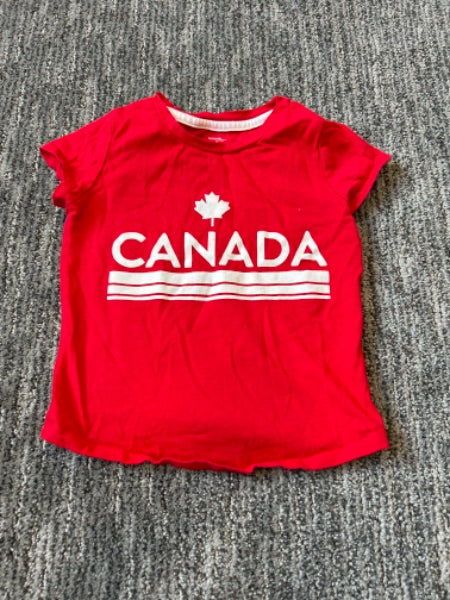 Canada Shirt-tagged as 4T, could fit 3T, Kids 4/4T