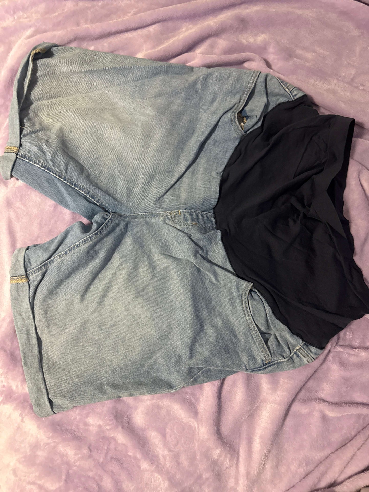 Maternity shorts size 18, Maternity XL (16-18)