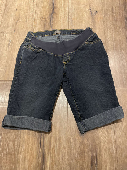 Maternity Jean shorts (long) , Maternity S (4-6)