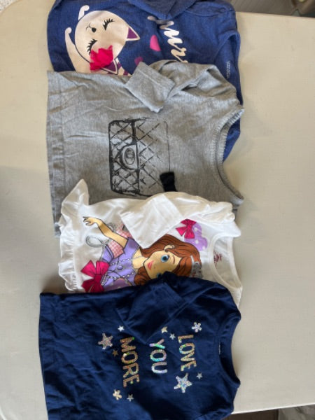 Bundle of 4 shirts 2T, Kids 2T