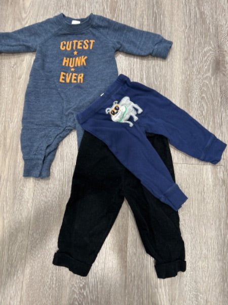 Cutest Hunk Ever Warm Jogger onesie with bonus corduroy and pyjama pants, Kids 6 Month (3-6M)