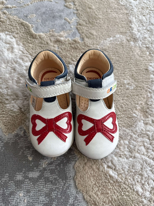 Geox size 20 (4 us) white, Navy shoes with red bow , Shoes 4 (Baby: 0-12 mth)