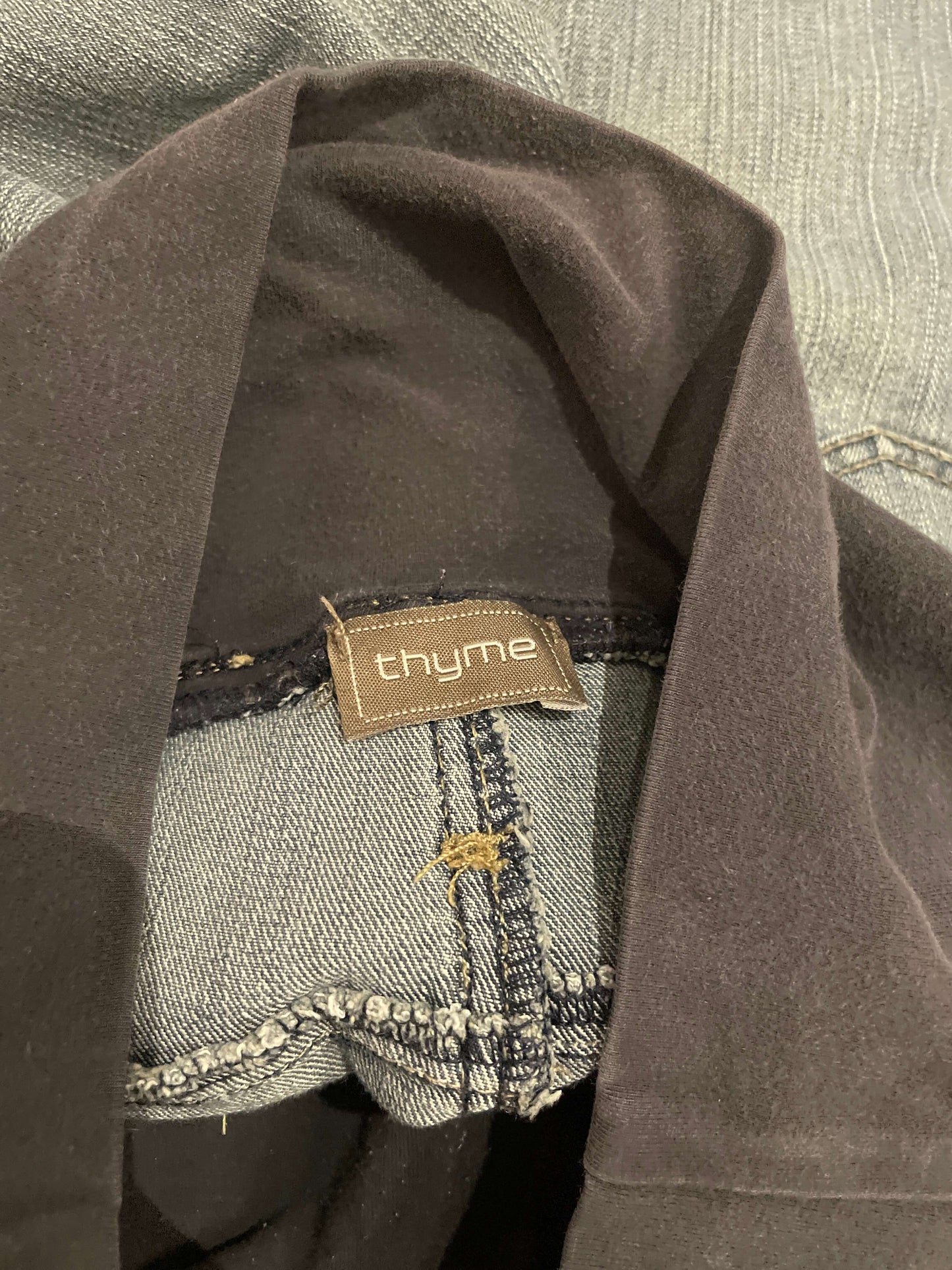 Maternity capri jeans, Maternity M (8-10)