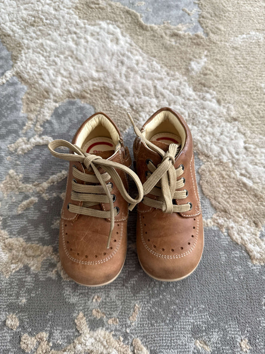 Geox size 23 ( US 6)  camel color shoes, Shoes 6 (Walkers:12-24 mth)