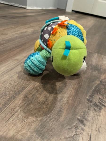 Turtle rattle stuffie