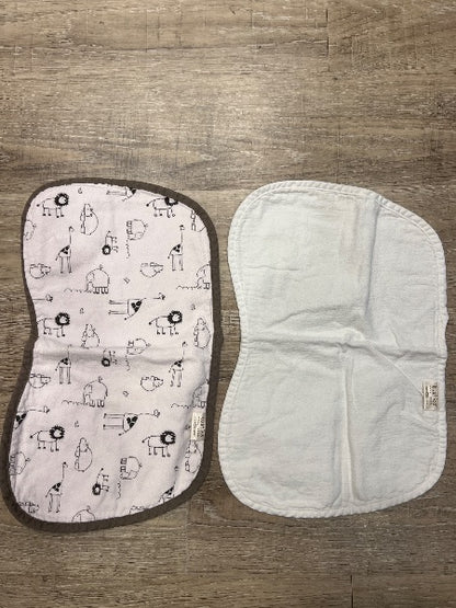 Kushies burp pads set of 2