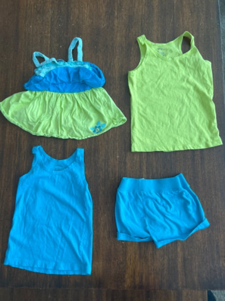 Bundle of  4 - 4T shirts and tank tops, Kids 4/4T