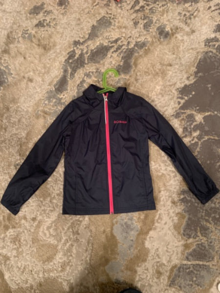 Columbia size S (7-8) Navy wind breaker jacket, Kids 7 & 8 (small)