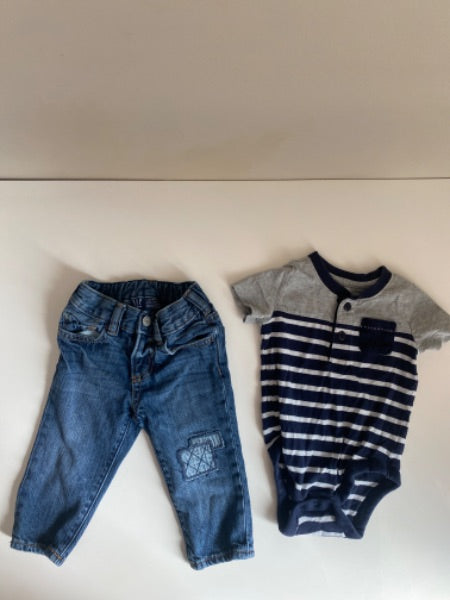 Baby Gap size 6-12 month stripped shirt and blue Jean bundle, Kids 12 Month (9-12M)