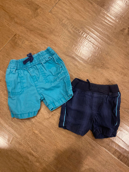 Set of 2 Joe Fresh shorts. Size 6-12 month, Kids 12 Month (9-12M)