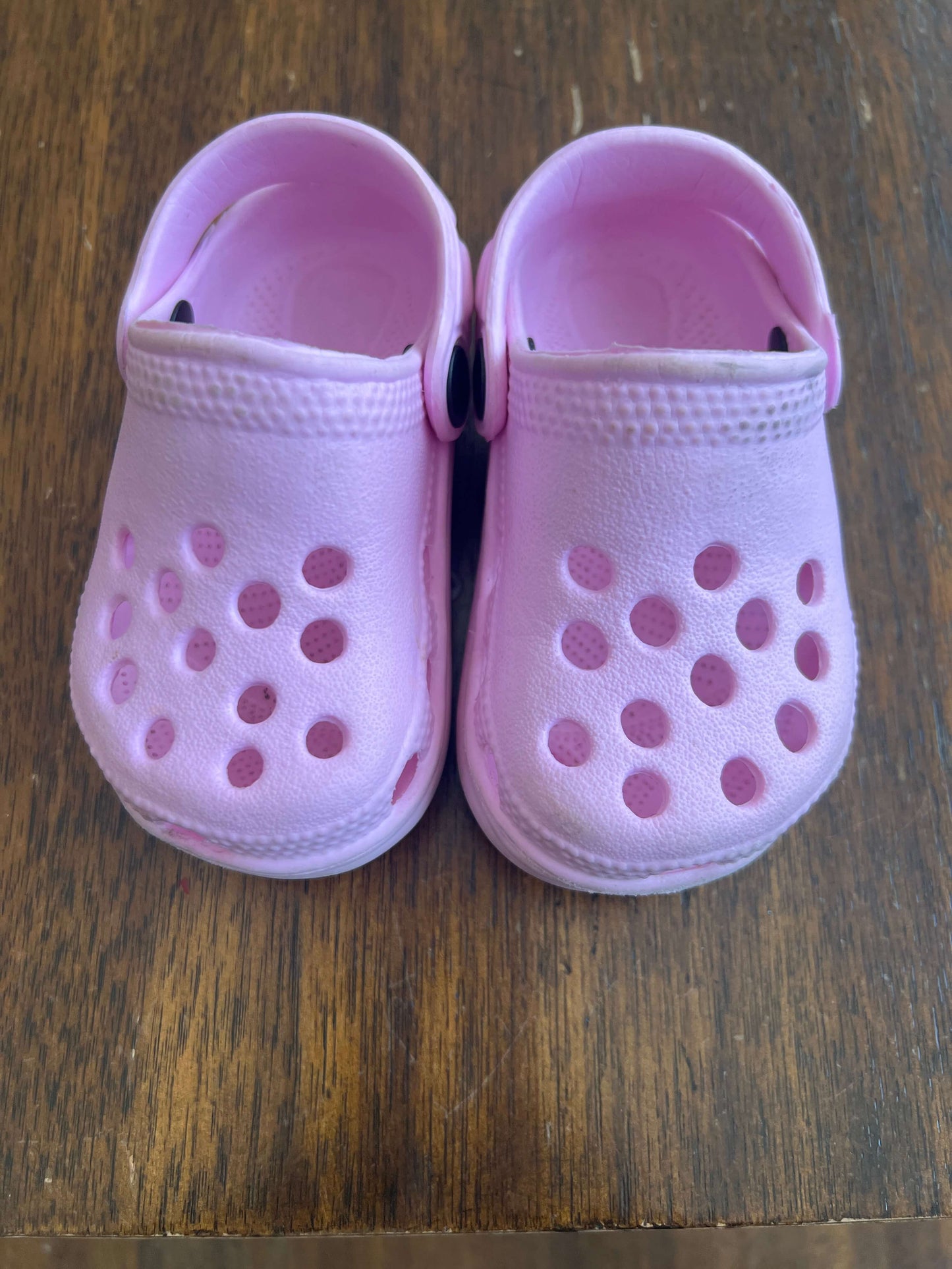 Pink sandals size 5, Shoes 5 (Walkers:12-24 mth)