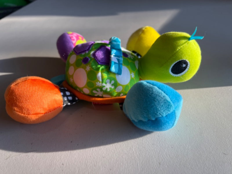 Infantini baby turtle rattle