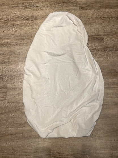 Velvet soft white crib aheet