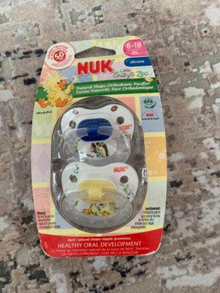 Baby buddy baby’s 1st toothbrush + Nuk little Suzy’s zoom 6-18m pacifier