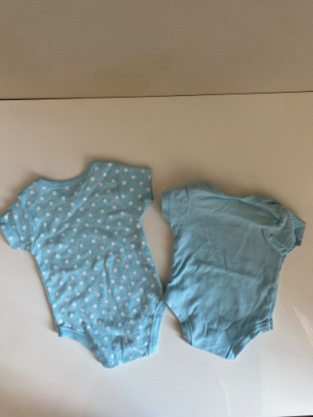 Set of two baby blue tshirt onesies size 3-6 month, Kids 6 Month (3-6M)