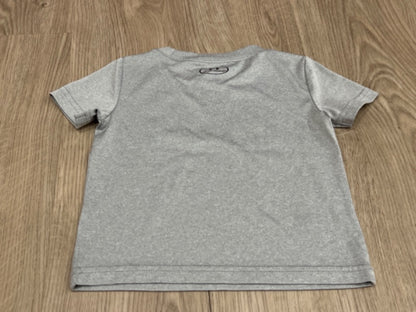 Under Armour short set (Grey/Green), size 18mos, EUC, Kids 18 Month (12-18M)