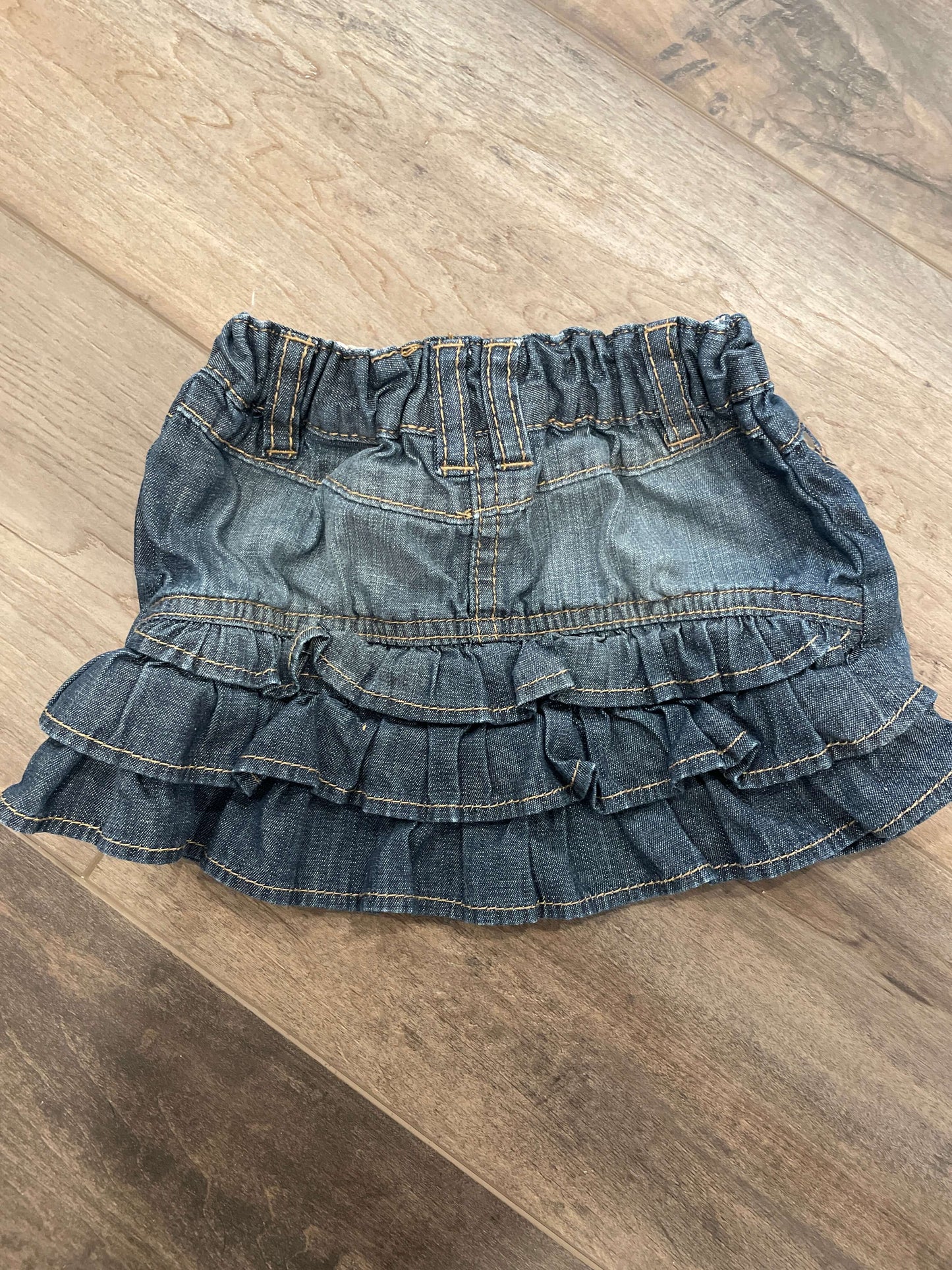 H&M 4-6 month Jean skirt , Kids 6 Month (3-6M)