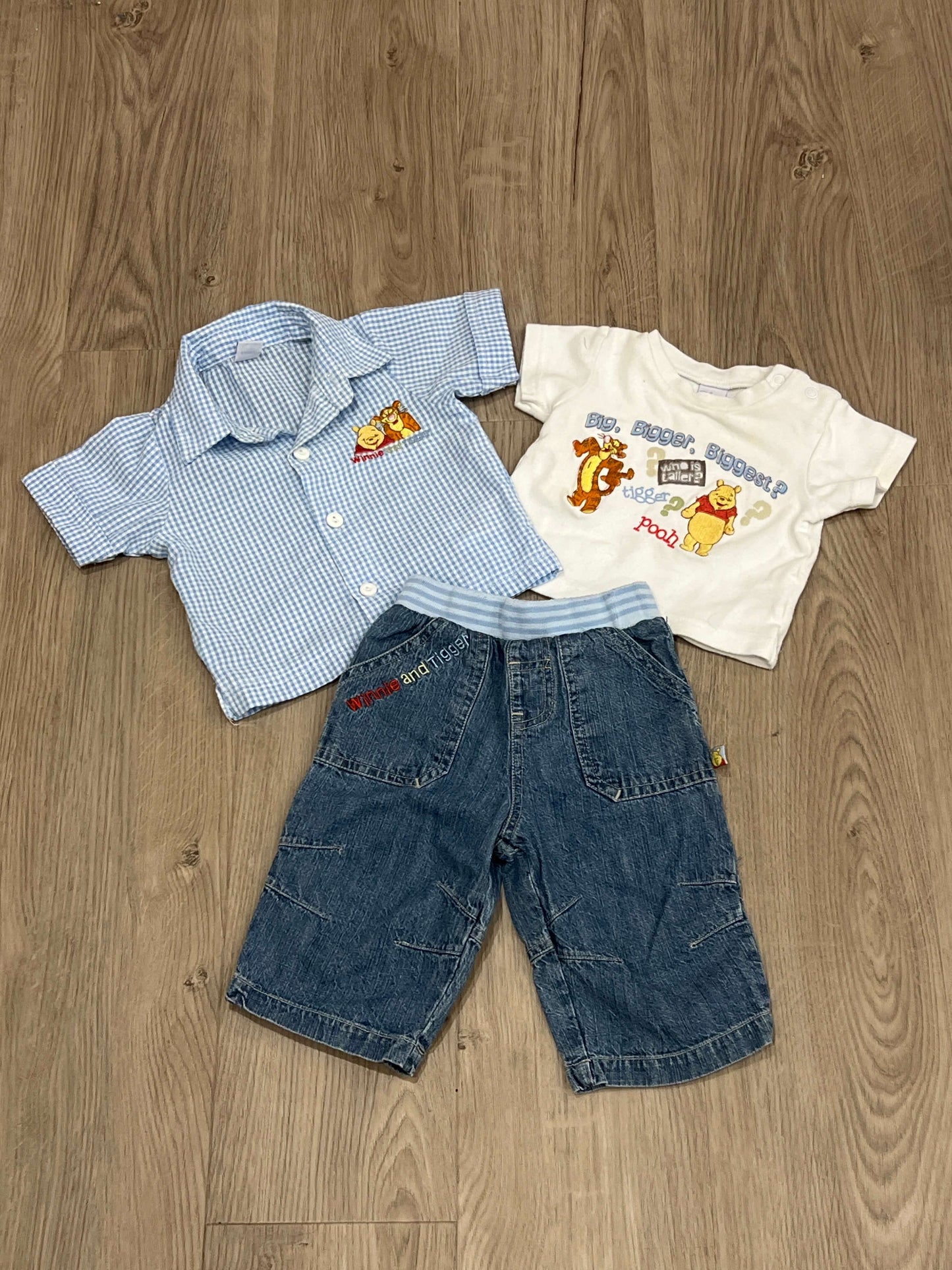 Boys, Disney’s Winnie the Pooh, 3-piece Outfit, size 3-6 mos, Very Good Used Condition (VGUC), Kids 6 Month (3-6M)