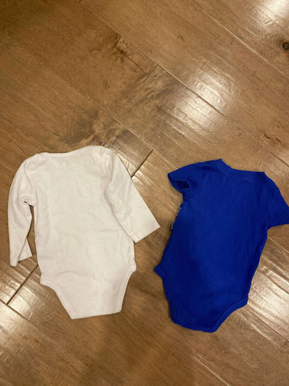Set of 2 9 month Carters tops, Kids 9 Month (6-9M)