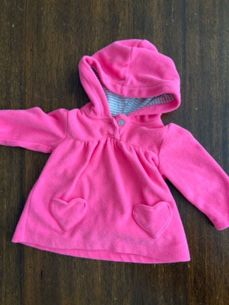 *Carters pink fleece heart jacket 9 months, Kids 9 Month (6-9M)