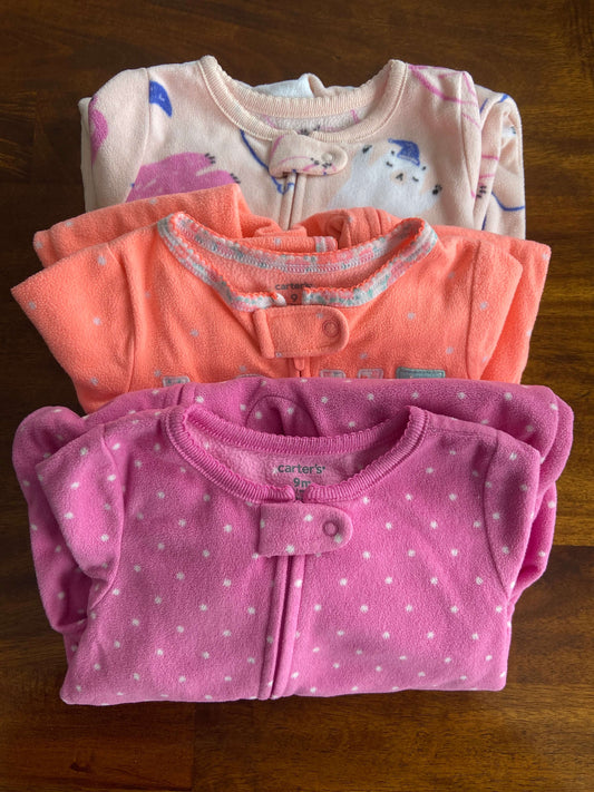 Three Carter’s Fleece Sleepers 9 months, Kids 9 Month (6-9M)