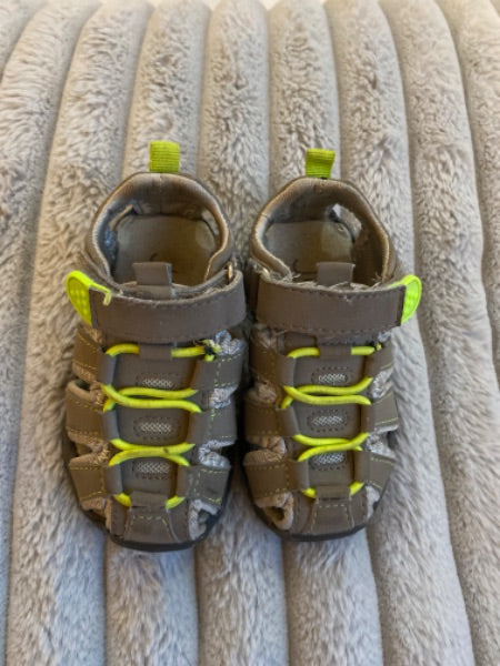 Joe Fresh size 5 Sandles shoes, Shoes 5 (Walkers:12-24 mth)