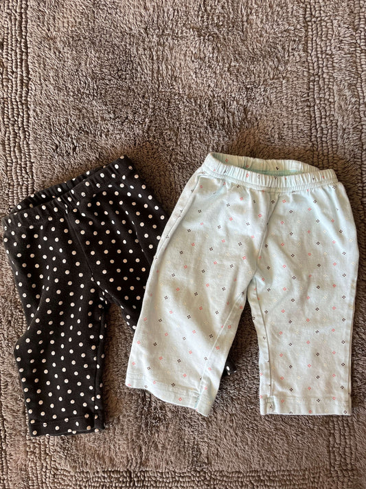 2 pairs of pants, 6 months , Kids 6 Month (3-6M)